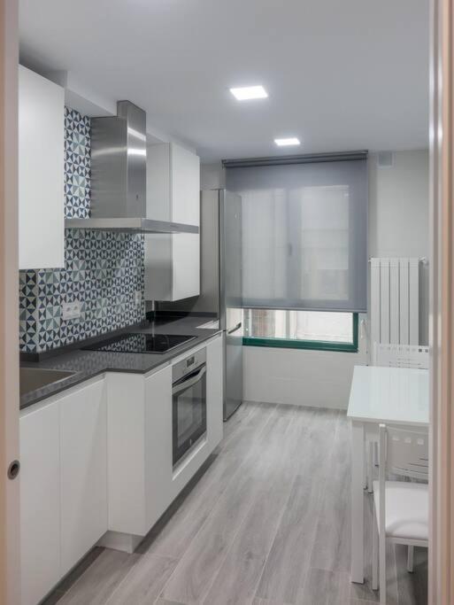 Sakura Homes Ponferrada Centro 8 Plazas Zewnętrze zdjęcie
